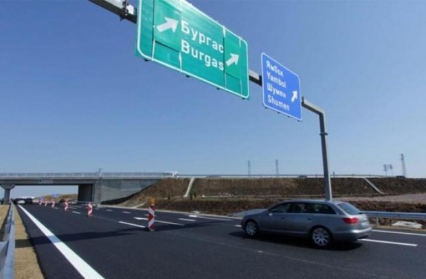 Движението при деветия километър на магистрала Тракия в посока Бургас