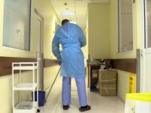 910 лева ще получават санитарите в болниците с голямо натоварване