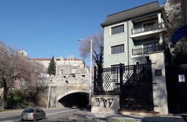 Домът на художниците който се намира до Тунела в Пловдив