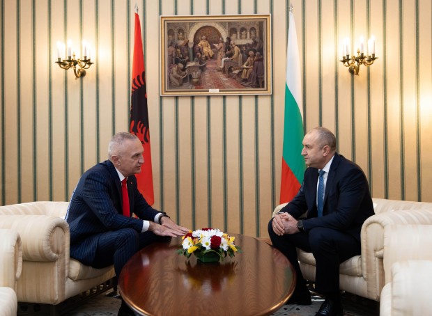 България категорично подкрепя започването на преговорния процес за членство на