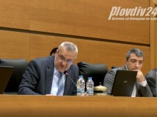 Съветници засипаха администрацията с питания