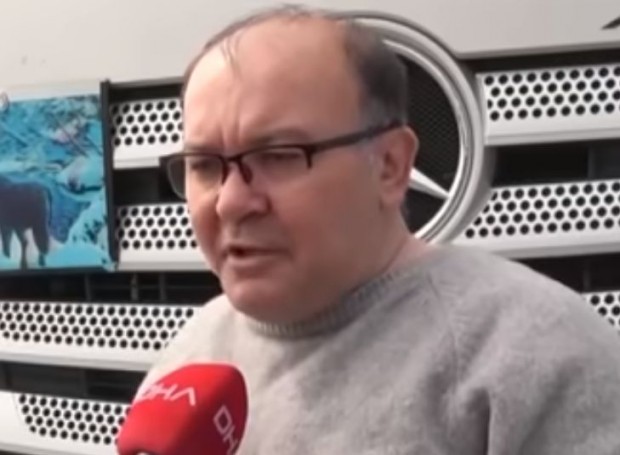 Турският тираджия обясни защо полицаят го е зашлевил