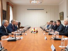 Румен Радев: Настъпи "златният час" за спасението на българското здравеопазване