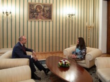 Румен Радев проведе среща с посланика на САЩ Херо Мустафа