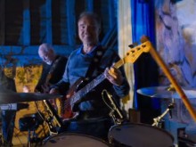 Pink Floyd се събраха след 28 години и пуснаха песен, посветена на Украйна
