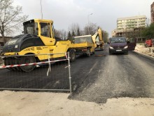 Най-после! Асфалтират ул. "Ген. Радко Димитриев"