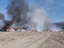 Пожар и гадна миризма на 10 км от Пловдив
