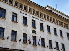 Властта се събира заради шефското място в БНБ