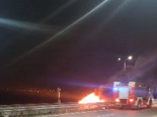 Кола изгоря като факла на Асеновградско шосе