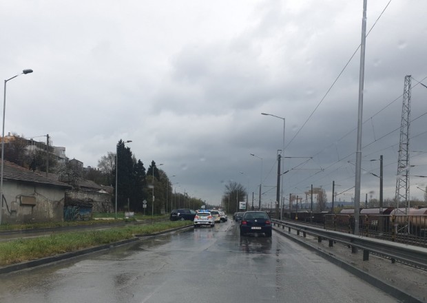 Катастрофа е станала тази сутрин на Крайезерния път във Варна