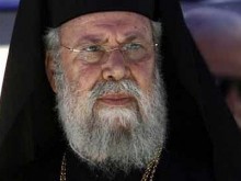 Архиепископ Хрисостомос: Путин не се държи като християнин