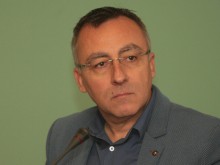 Стаматов: Заплатата на учителите трябва да е 2500 лева