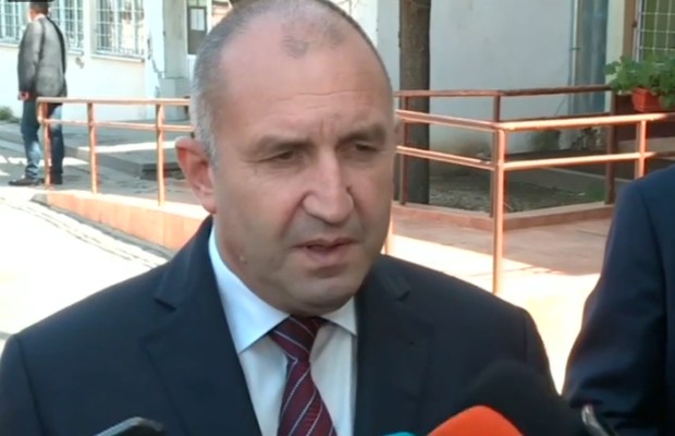 Президентът: Свидетели сме на смачкани досъдебни производства