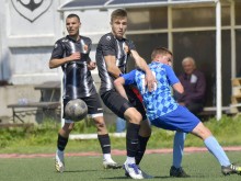 Двама от дубъла на Локо вкараха на "Лаута" за победа при юношите