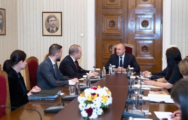Президентът Румен Радев проведе среща днес на Дондуков“ 2 със