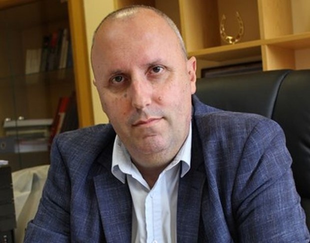 Нови обвинения към уволнения шеф на Хематологията в София Родители