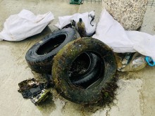 Почистиха морското дъно от отпадъци