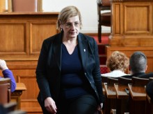Елена Гунчева от "Възраждане" е приятел със САЩ в българския парламент