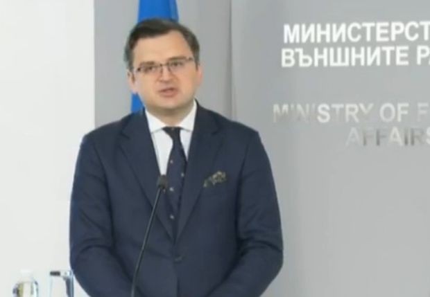 Кулеба: Борим се не само за нашата безопасност, но и за вашата