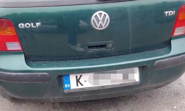 Автомобил с български номера е сред обстрелваните от танкове край