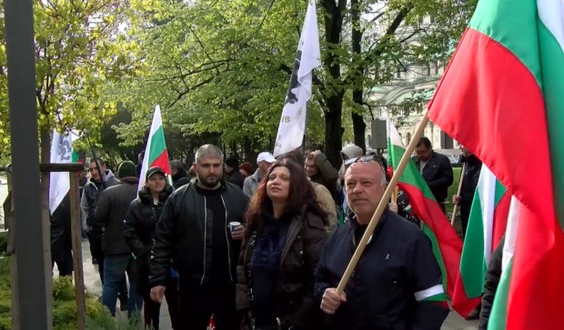 Започна протест срещу именуването на улици в подкрепа на Украйна