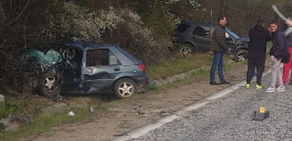 Тежка катастрофа с две жертви затвори пътя София-Варна. Инцидентът е станал