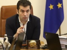Поптодорова: Управлението е хаотично, Петков е извадил бялото знаме и го е забил на баира