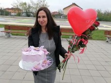 Двоен празник – рожден ден и покана за бал