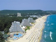 Нямат пари ли? Вижте какво става по родното Черноморие