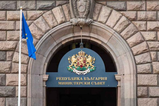 В сряда правителствената делегация, начело с премиера Кирил Петков, заминава