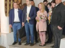 Бивш депутат избухна срещу премиера и съпругата му: Обидно е!
