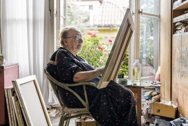 Починала е голямата художничка Калина Тасева. За загубата съобщи дъщеря