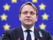 Еврокомисарят по разширяването пристига на визита у нас