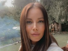 Емилия показа палата, в който живеят с Башур