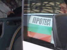 Камиони и автобуси протестират утре в Пловдив