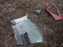 33-годишната шофьорка и 21-годишният й спътник са жертвите на тежката днешна катастрофа