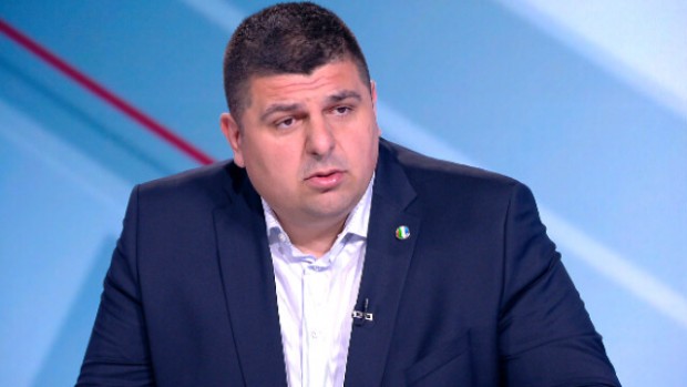 Депутатът от Демократична България Ивайло Мирчев с коментар относно решението