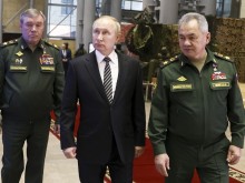 Тези трима мъже може всеки момент да натиснат руското "ядреното копче"