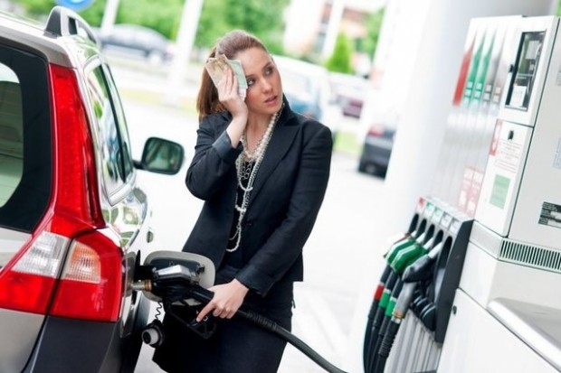 Запазване на цените на горивата през наближаващите майски празници прогнозират