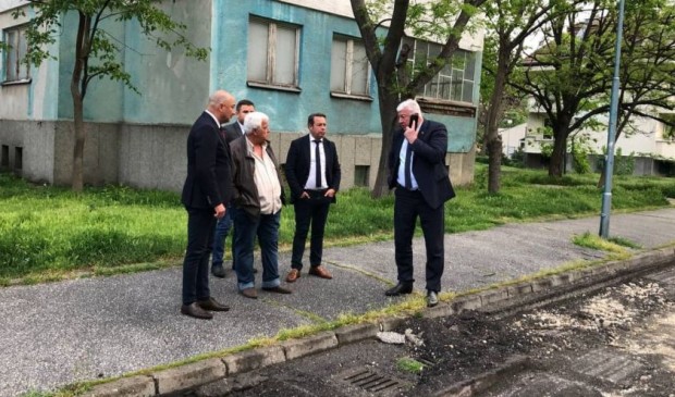 Читател на Plovdiv24.bg сигнализира за нещо скандално на ул. Радко Димитриев