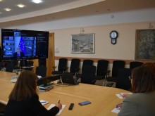 Вицепремиерът Нинова разговаря с еврокомисаря Тиери Бретон