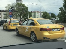 Таксито със знак "Z" продължава да обикаля из пловдивските улици