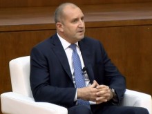 Президентът с първи коментар за катастрофата с кортежа му при влизане в Пловдив, лекар е в болница!