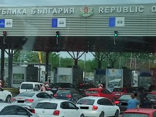 Откриха страшно много пари под шофьорска седалка на границата ни с Турция