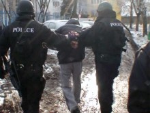 Знакови фигури от престъпния контингент са задържани при полицейска операция “Наглите”