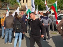 Отново напрежение! Протестиращи от "Възраждане" блокираха "Арсенал"