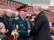 Путин на парада в Москва: Всичко ни подсказваше, че има нужда да се борим