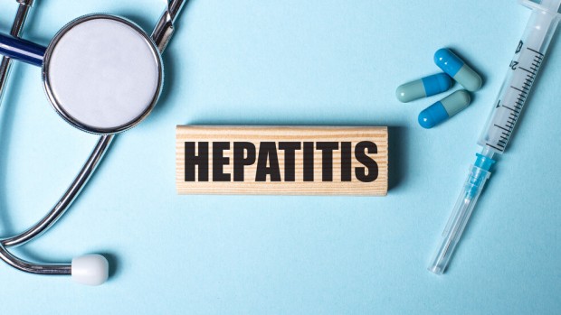 Случаите на остър хепатит с неизяснен произход при деца са около