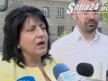 Полицията блокира превозвачите, не им позволява да тръгнат на протестно шествие в столицата