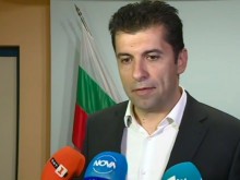Кирил Петков: За юни сме договорили 2 кораба втечнен газ